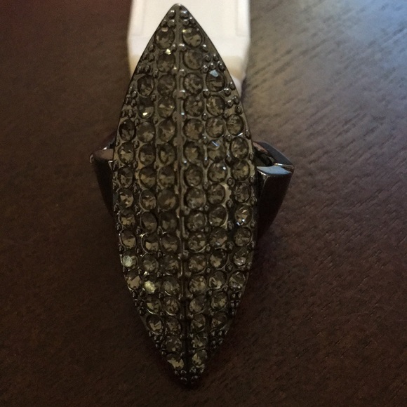 Guess Ring - Picture 6 of 6